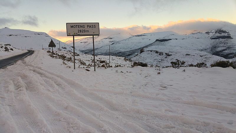 File:Moteng Pass.jpg