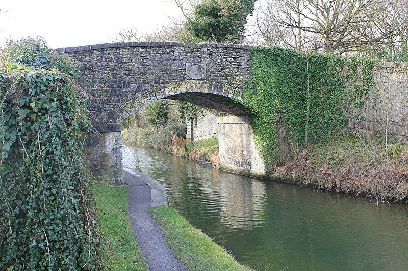 File:Aylmers bridge.jpg