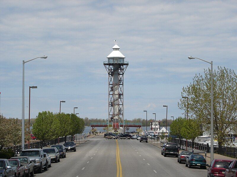 File:Bicentennial Tower.jpg