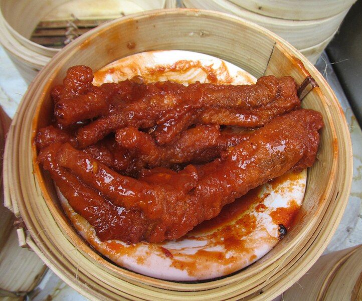 File:Chicken feet1.jpg