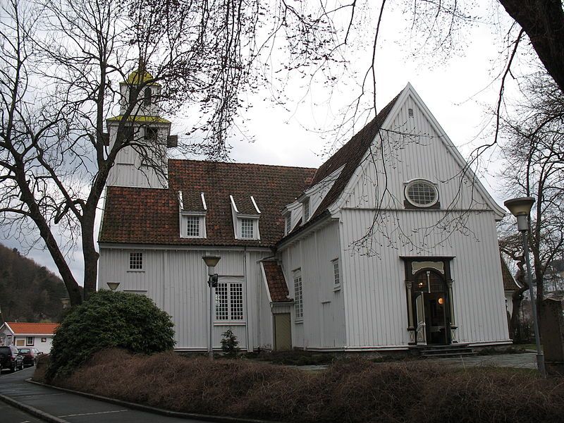 File:Egersund kirke 02.jpg