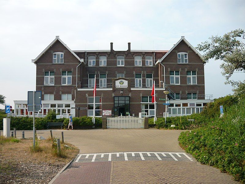 File:Het Zeehuis1.jpg