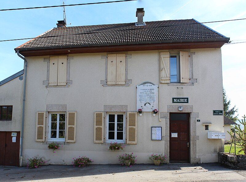 File:Mairie Genod 3.jpg