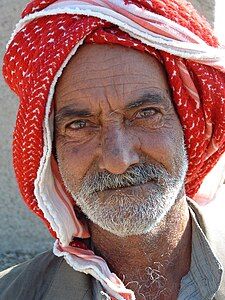 Iraqi militiaman at Keffiyeh, by Christiaan