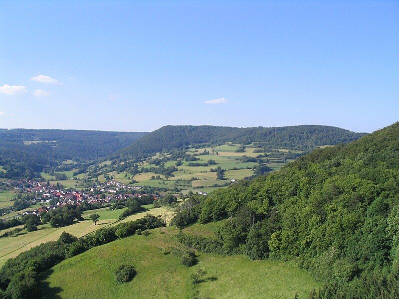 File:Stoppelsberg (Sinntal).JPG