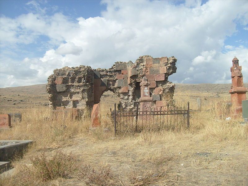 File:Գյուղատեղի Սասունիկ 07.JPG