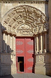 Portal of John the Baptist (1190-1200), oldest of the portals