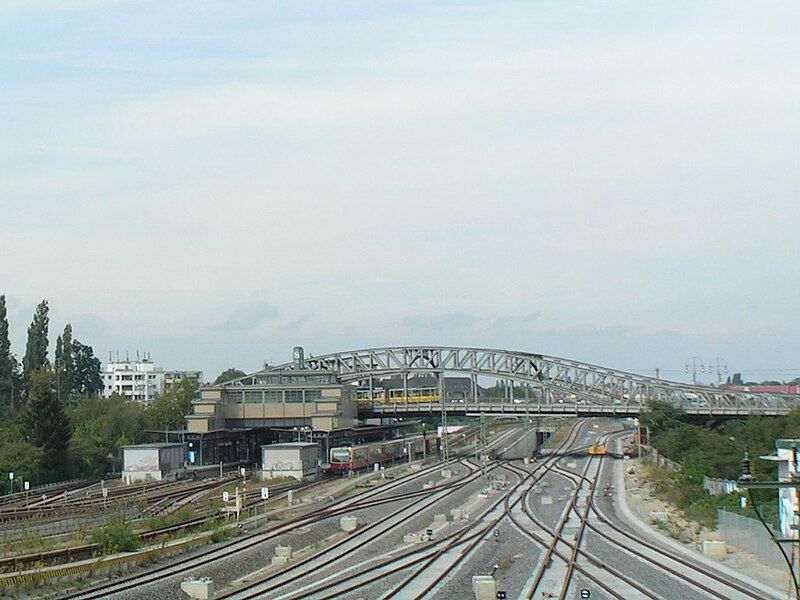 File:Bösebrücke von Süden.jpg