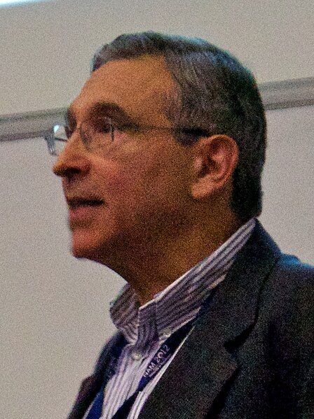 File:Carlos Frenk.jpg