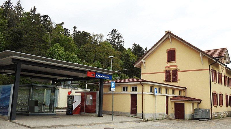 File:Chambrelien railway station.jpg