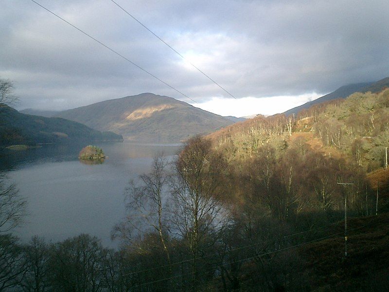 File:Glen Finglas Reservoir.JPG