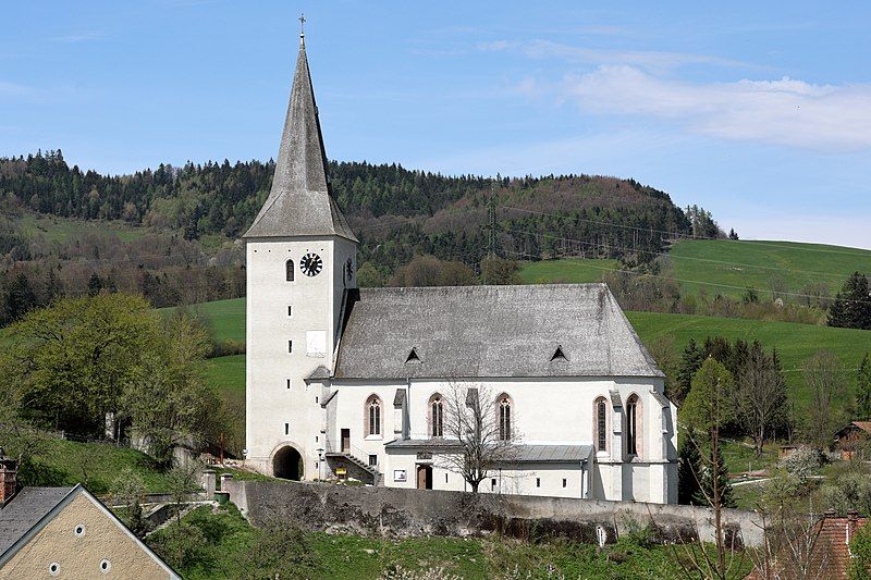 File:Kaumberg Kirche2.JPG