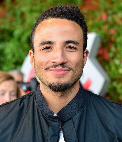 File:Kim Cesarion 2013.jpg