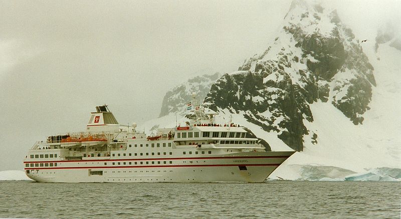 File:MS Hanseatic (4207109480).jpg