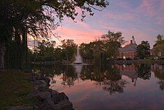 View of the pond in Mindowaskin Park in summer evening