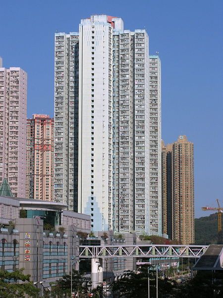 File:Sheung Tak Estate.jpg