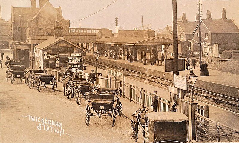 File:Twickenham station Edwardian.jpg