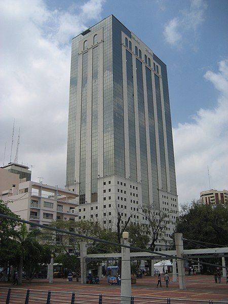 File:Arquitectura en Guayaquil.jpg