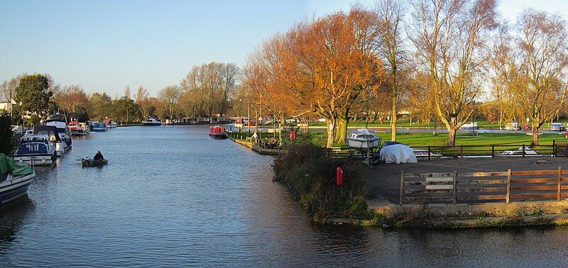 File:Beccles, quay.jpg