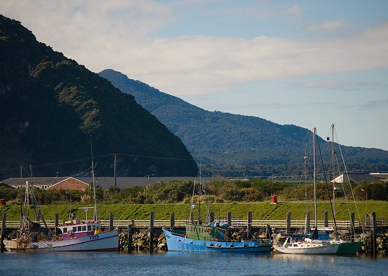 File:Blaketown Lagoon.jpg