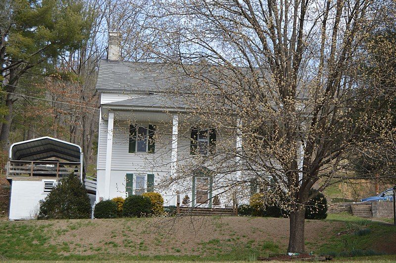 File:Fries Boarding House.jpg