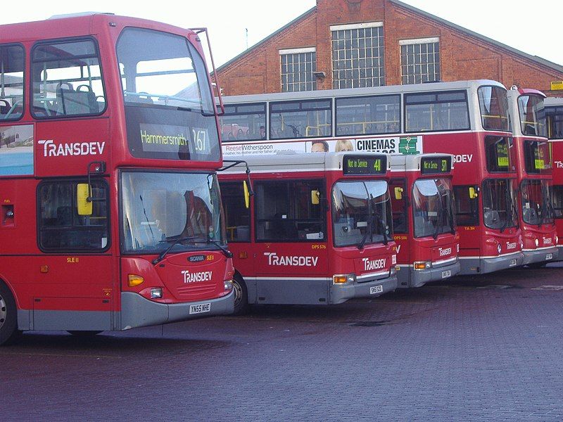 File:Fulwell garage.jpg