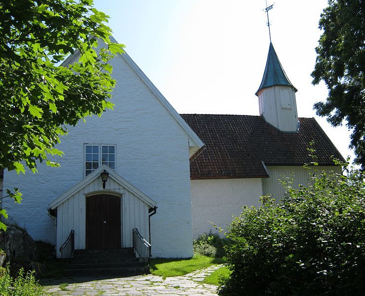 File:Høvåg kirke.JPG