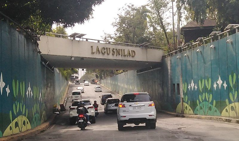 File:Lagusnilad underpass 01-2021.jpg