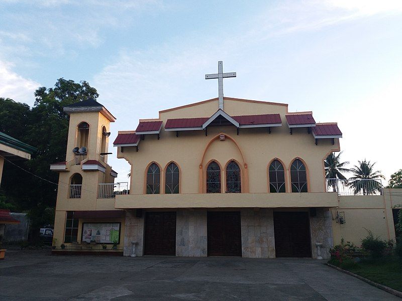 File:Looc, Romblon Church.jpg