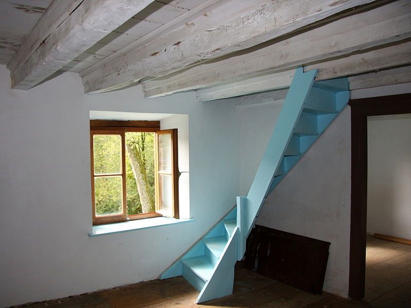 File:MarnachHouseStair.jpg