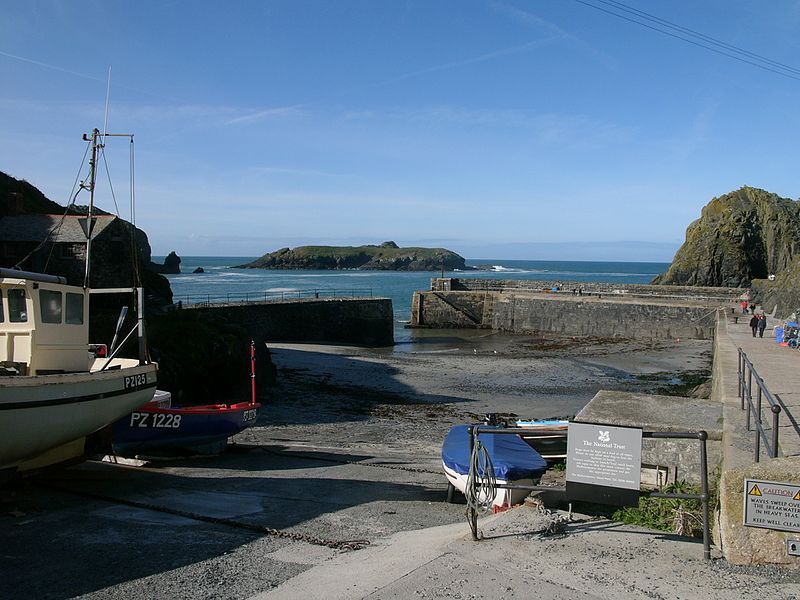 File:Mullion Cove.JPG