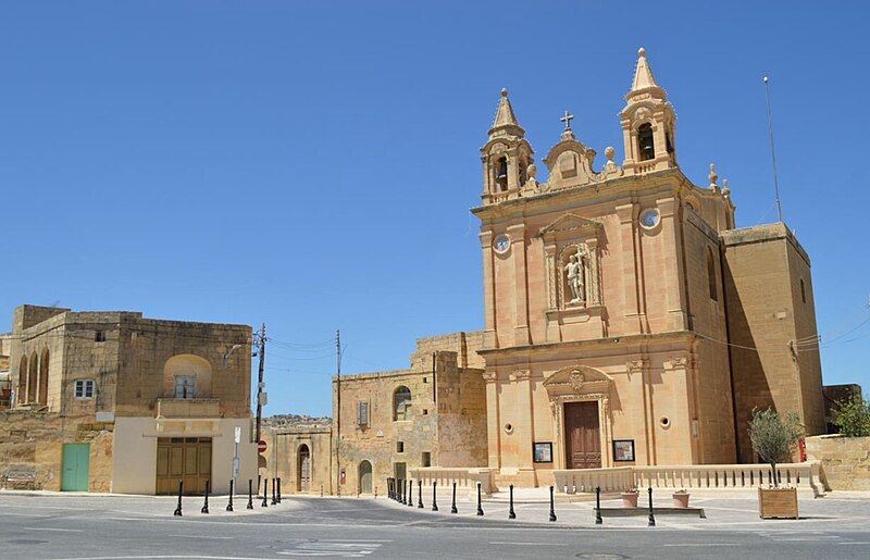 File:Munxar parish church.jpg