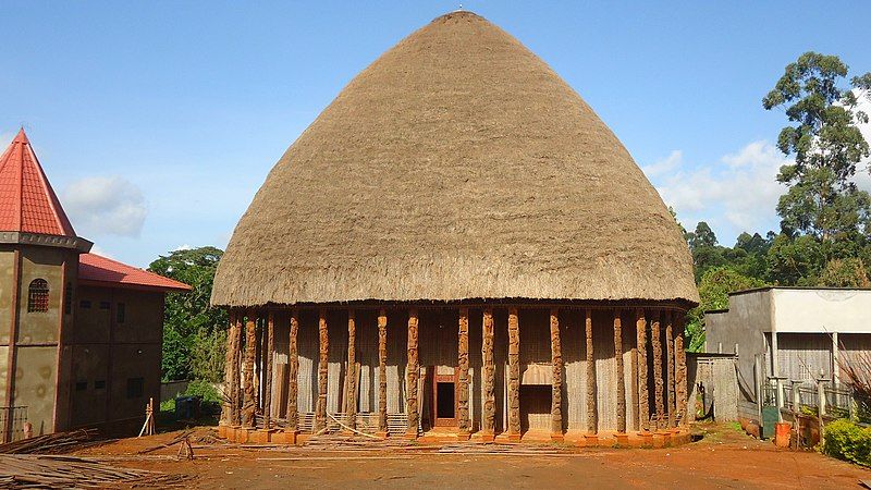 File:Musée Bandjoun.jpg