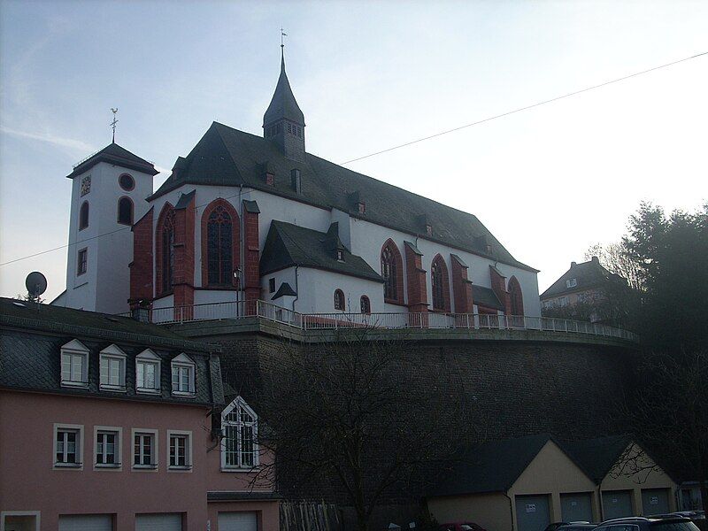 File:Neuerburg church.jpg