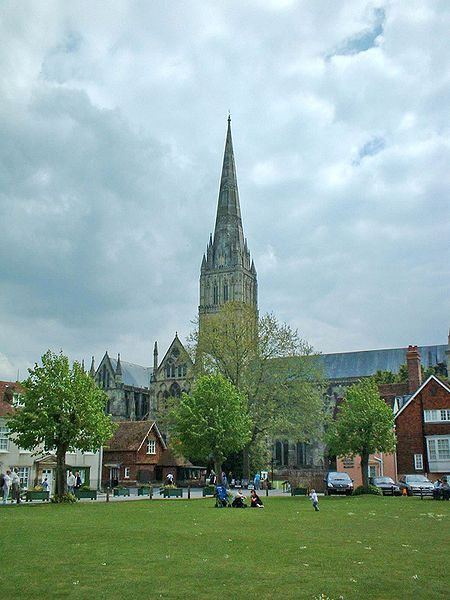 File:Salisbury catedral 01.JPG