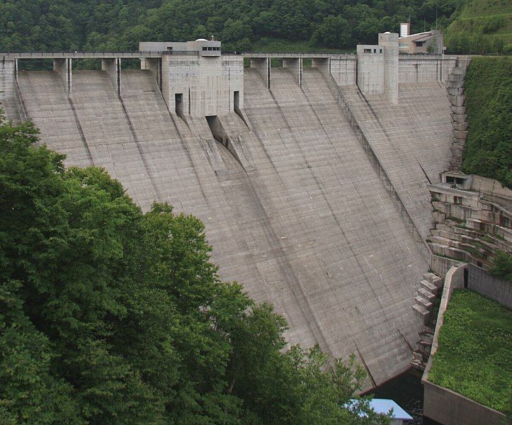 File:Satsunaigawa Dam (cropped).JPG