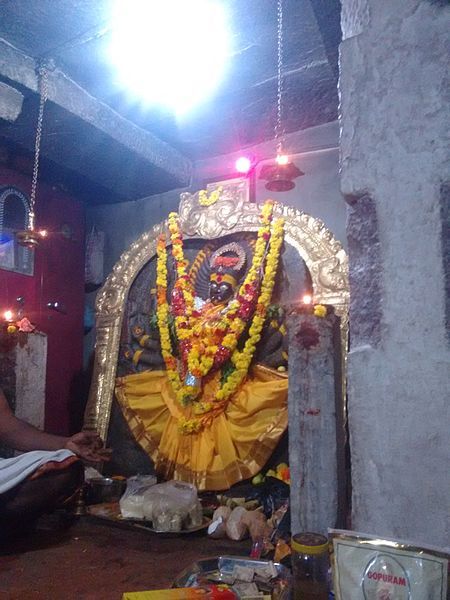 File:Sri chamudeswari.jpg