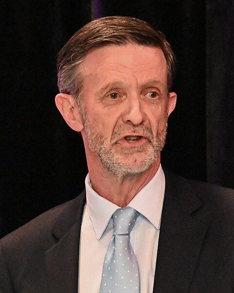 File:Stephen Higgs (cropped).jpg