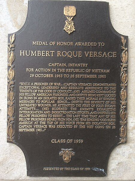 File:Versace Plaque.jpg