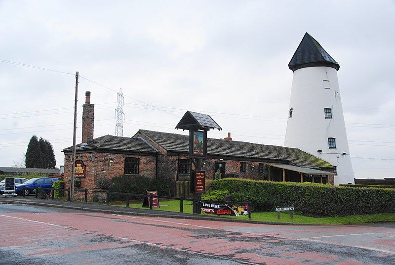 File:Windmill Tavern, Salwick.jpg