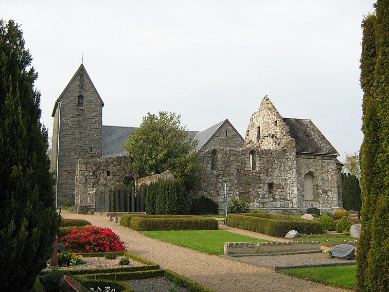 File:Østermarie churches.JPG