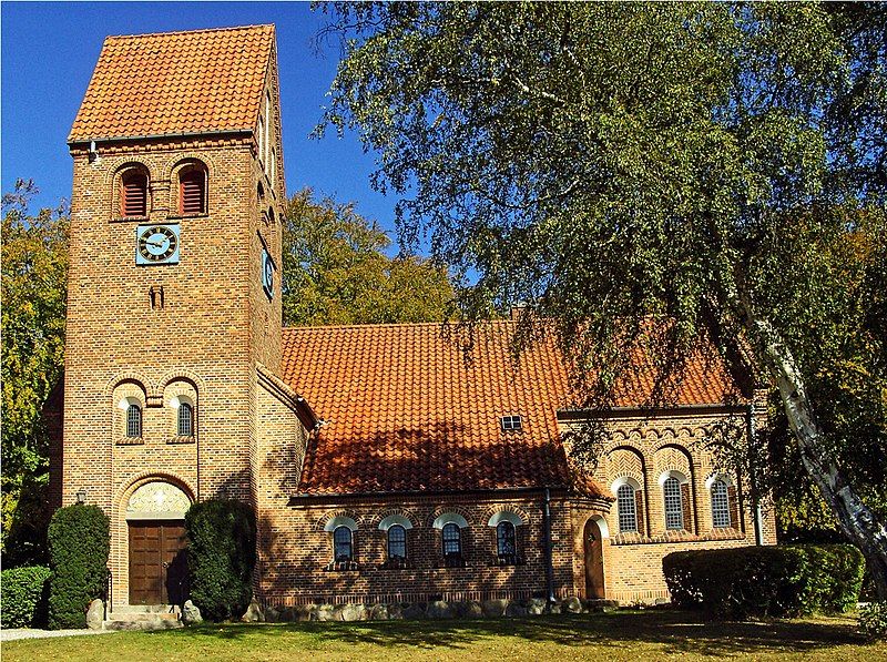 File:09-09-19-j1-Høsterkøb kirke (Rudersdal).JPG