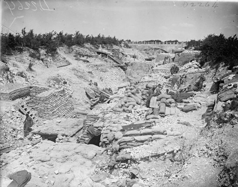 File:CapturedDugoutsArras27July1917.jpg