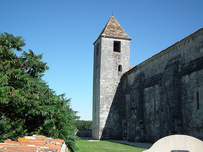 File:Eglise d'Agudelle (2).JPG