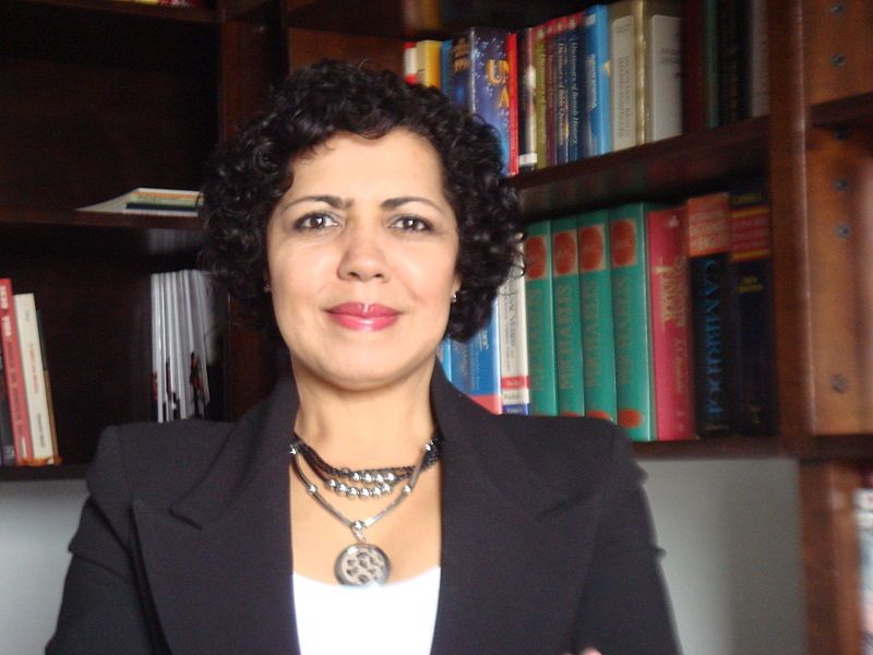 File:Elisabete Oliveira.JPG