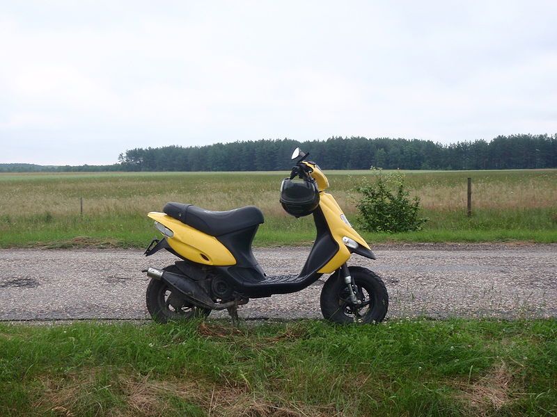 File:Gilera Stalker 50-Jelonka.jpg