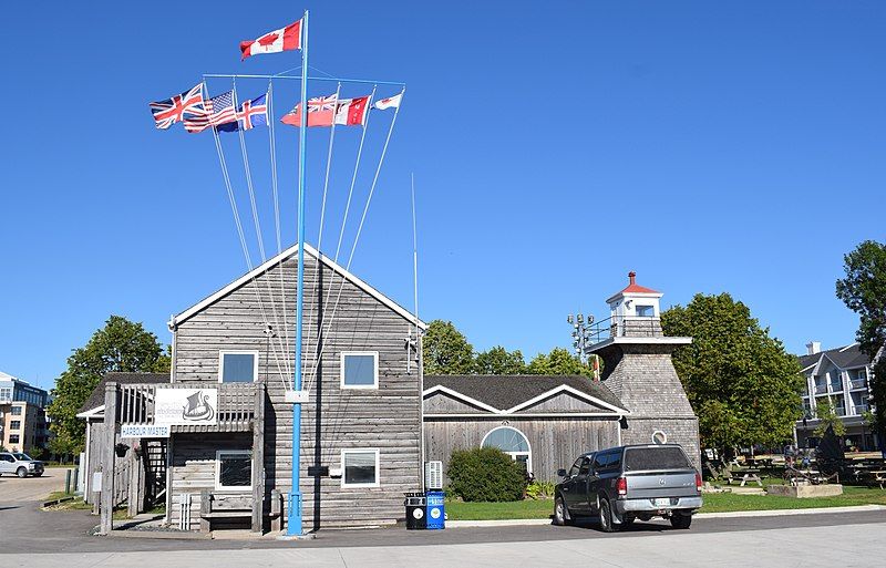 File:Gimli harbour masters.jpg