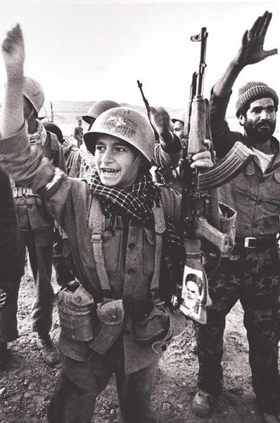 File:Iranian soldier.jpg