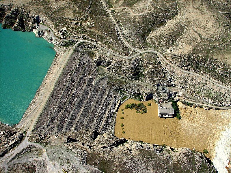 File:Kajaki Dam.jpg