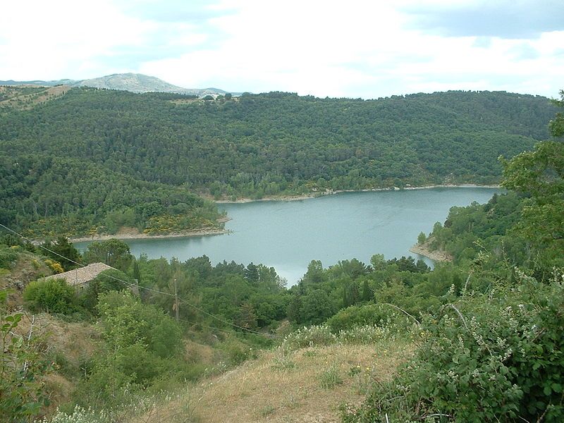 File:Lago Ancipa.JPG